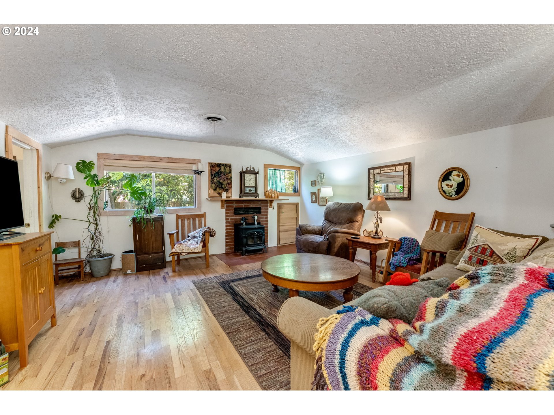 31852 South Shady Dell Road Molalla, OR 97038 - Photo 6 of 42 Gallery Image 6