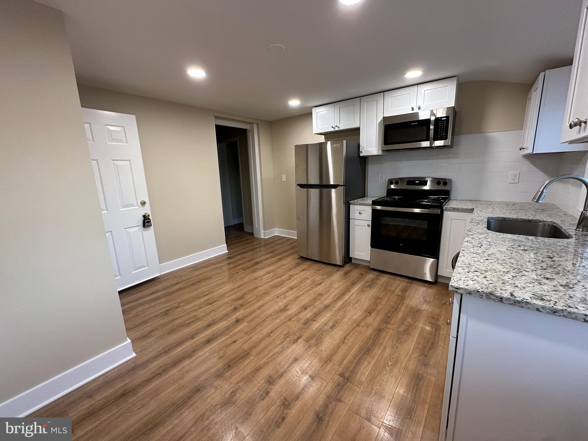 608 DeKalb Street, Unit 2 Bridgeport, PA 19405 - Photo 3 of 13