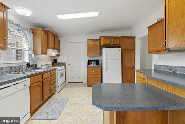 $256,000 | 86 Westin Road, Douglassville, PA 19518