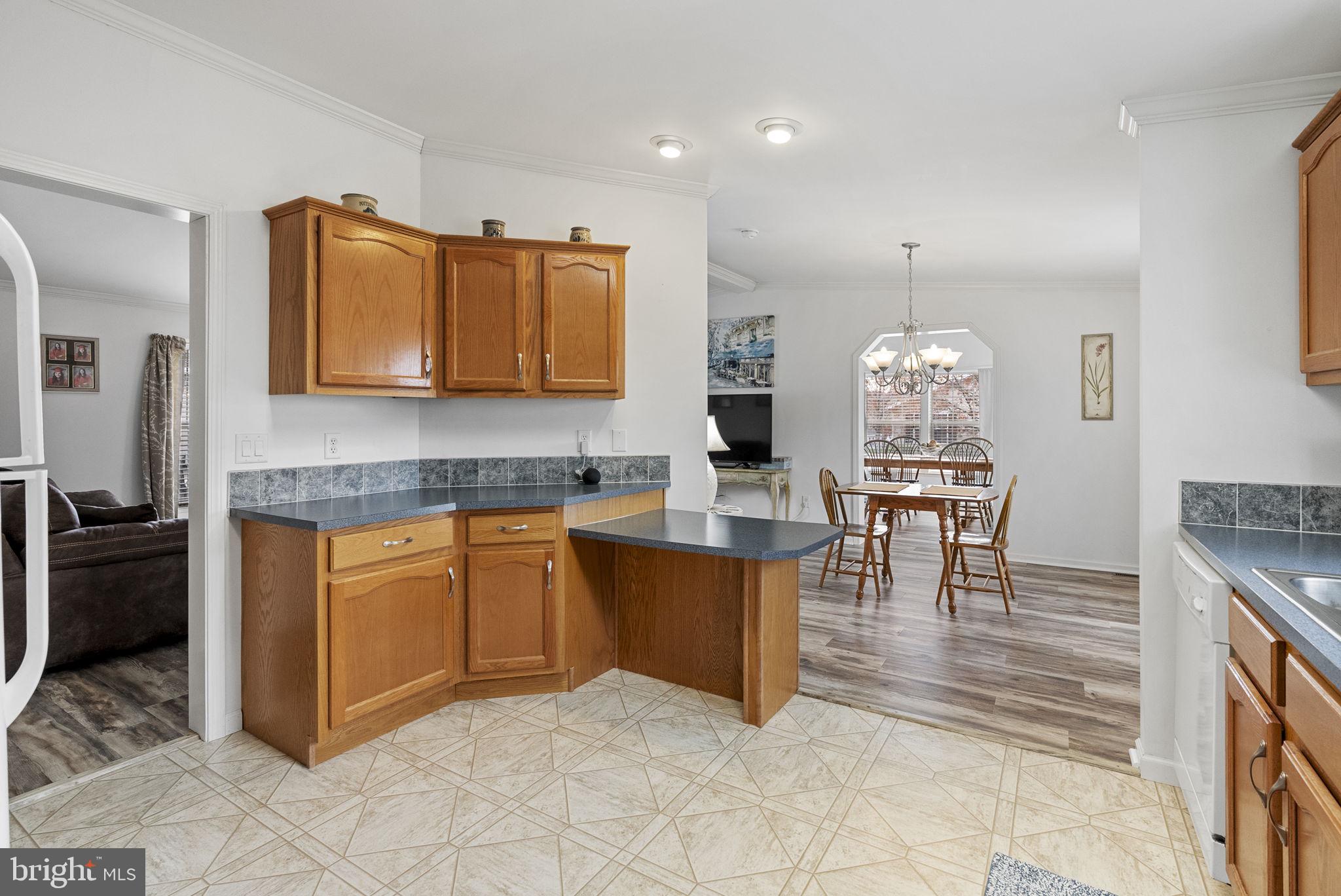 86 Westin Road Douglassville, PA 19518 - Photo 19 of 42 Kitchen