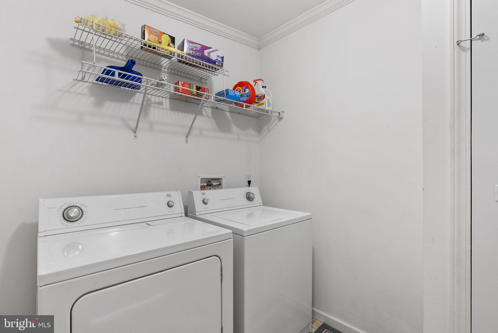 86 Westin Road Douglassville, PA 19518 - Photo 22 of 42 Laundry Room