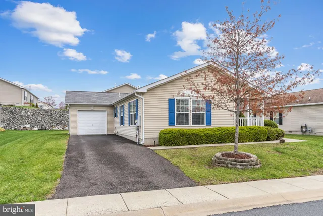 $256,000 | 86 Westin Road, Douglassville, PA 19518