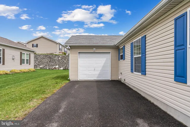 $256,000 | 86 Westin Road, Douglassville, PA 19518