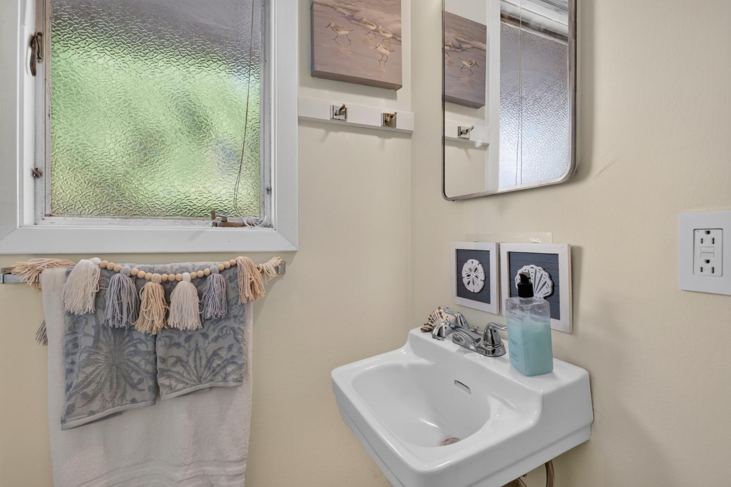 1360 East Street Tracy, CA 95376 - Photo 25 of 50