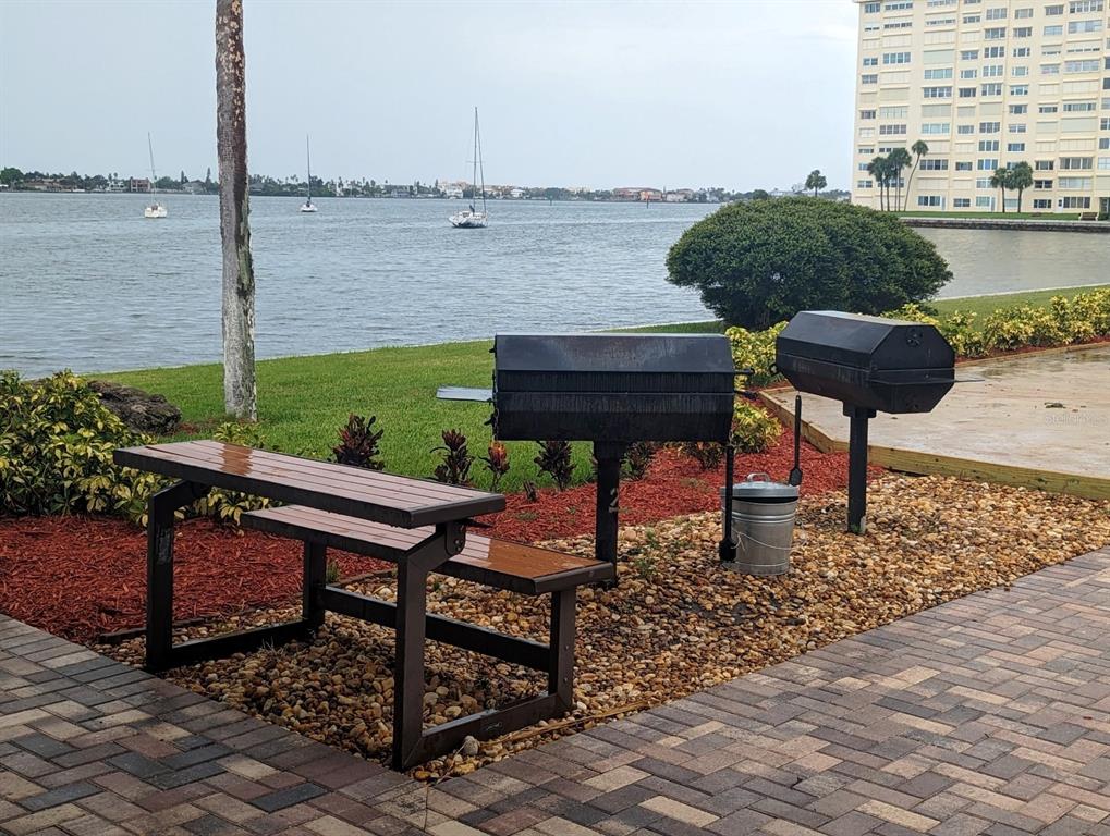 4725 Cove Circle, Unit 908 St. Petersburg, FL 33708 - Photo 59 of 61