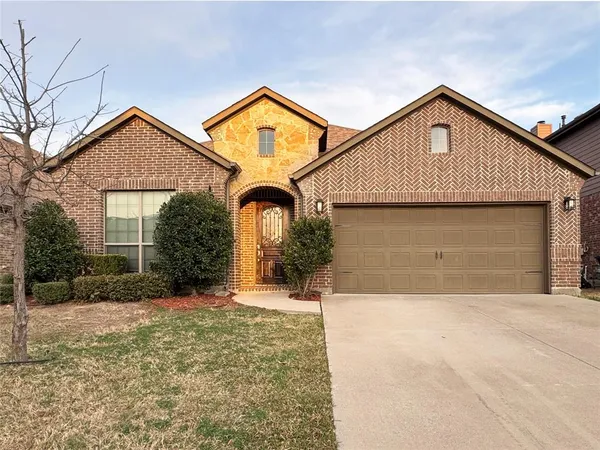 $2,500 | 8369 Blue Periwinkle Lane, Fort Worth, TX 76123