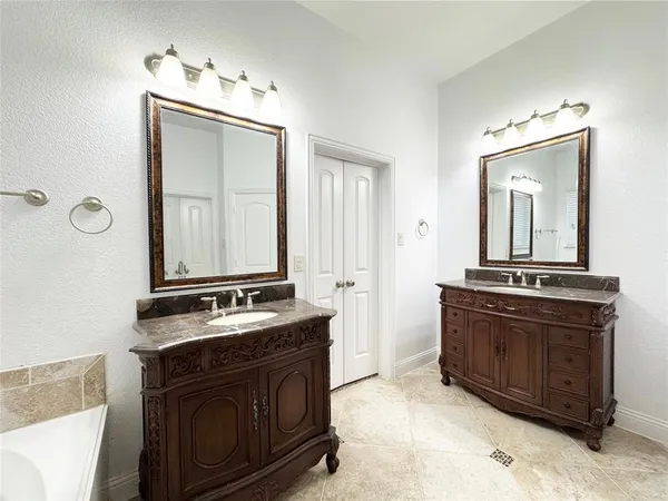 $2,500 | 8369 Blue Periwinkle Lane, Fort Worth, TX 76123