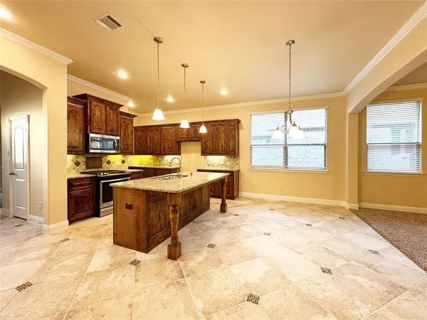 $2,500 | 8369 Blue Periwinkle Lane, Fort Worth, TX 76123