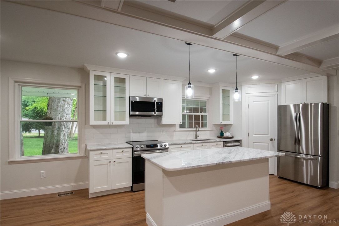 238 Towerview Road Dayton, OH 45429 - Photo 7 of 25
