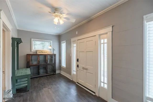 $299,900 | 2231 South 8th Street, Abilene, TX 79605