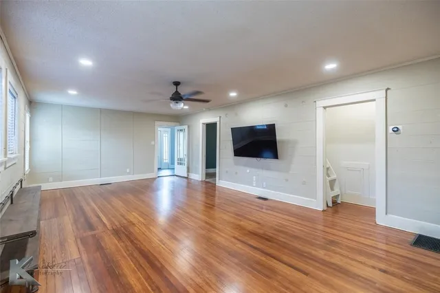 $299,900 | 2231 South 8th Street, Abilene, TX 79605