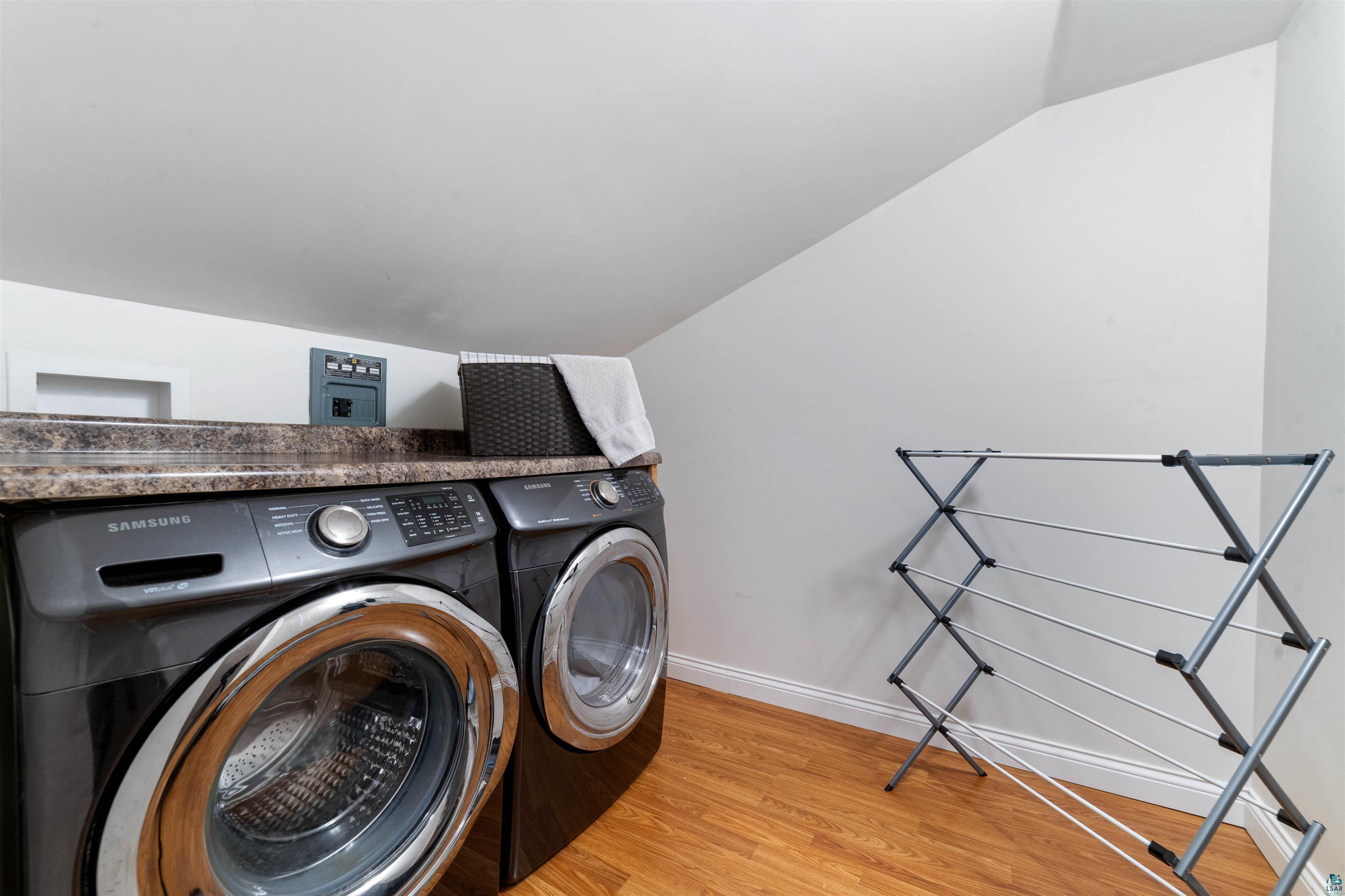 4283 Birch Valley Road Hermantown, MN 55811 - Photo 33 of 48 2nd Floor Laundry