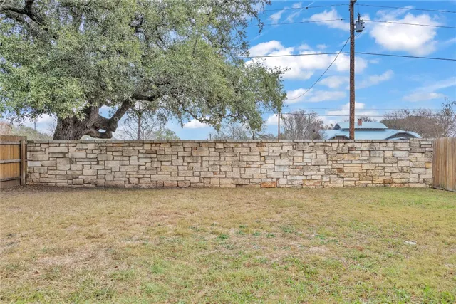 $499,900 | 207 Patriot Drive, Buda, TX 78610