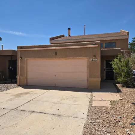 $2,200 | 5429 Overlook Drive Northeast, Albuquerque, NM 87111