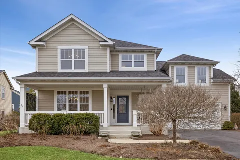 $724,900 | 723 Branson Drive, Batavia, IL 60510