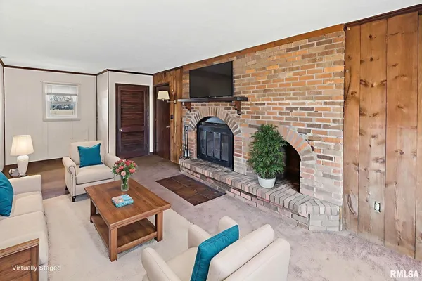 $154,000 | 8 Ronnies Terrace, Centralia, IL 62801