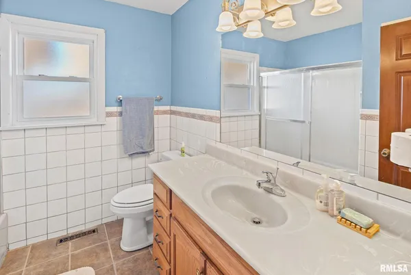 $154,000 | 8 Ronnies Terrace, Centralia, IL 62801