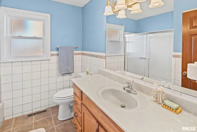 $154,000 | 8 Ronnies Terrace, Centralia, IL 62801