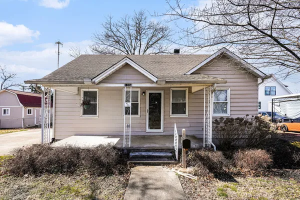 a house view with a outdoor space