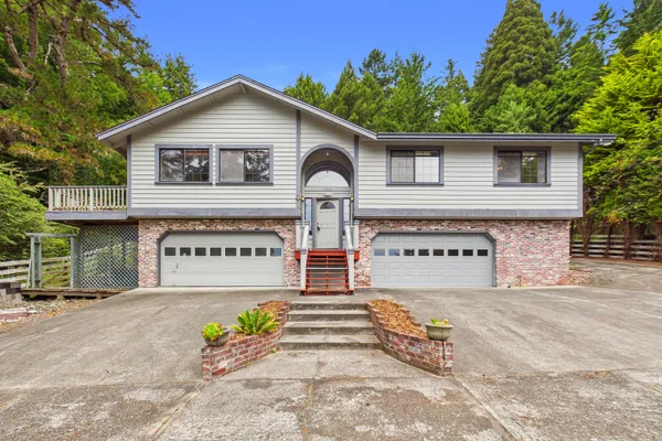 $825,000 | 560 Bayside Road, Arcata, CA 95521