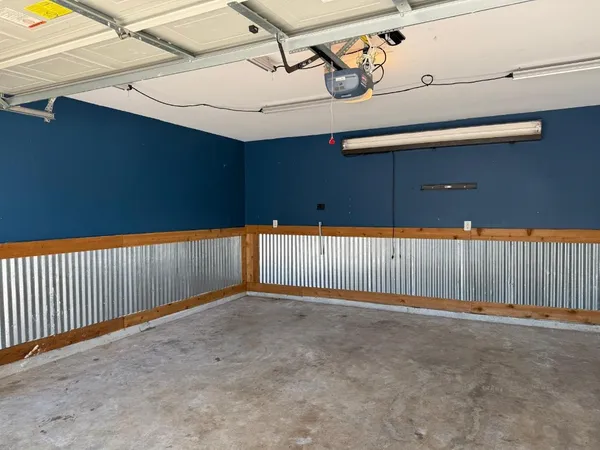 $2,500 | 19011 Bressingham Drive, Tomball, TX 77375