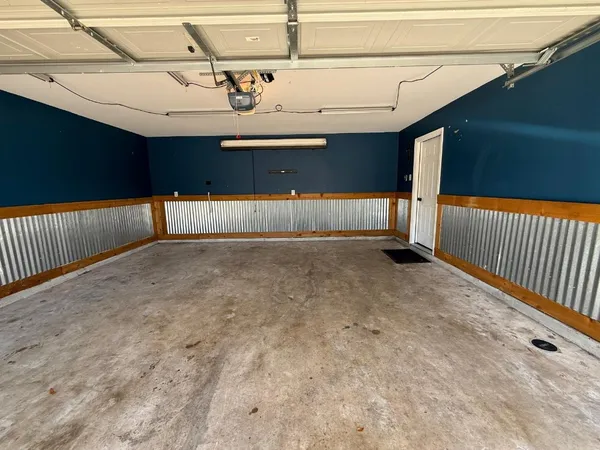 $2,500 | 19011 Bressingham Drive, Tomball, TX 77375