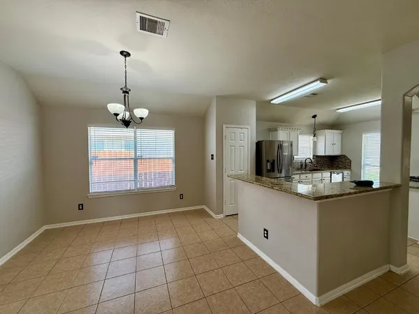 $2,500 | 19011 Bressingham Drive, Tomball, TX 77375