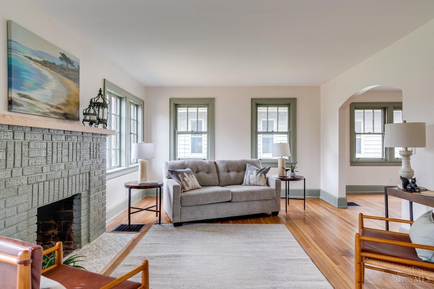 55 West Sharon Road Cincinnati, OH 45246 - Photo 5 of 43
