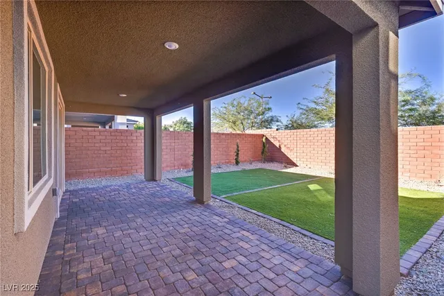 $2,600 | 10652 Glowing Dawn Avenue, Las Vegas, NV 89135