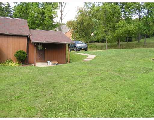 824 Bebout Road Venetia, PA 15367 - Photo 8 of 8 Exterior Back.
