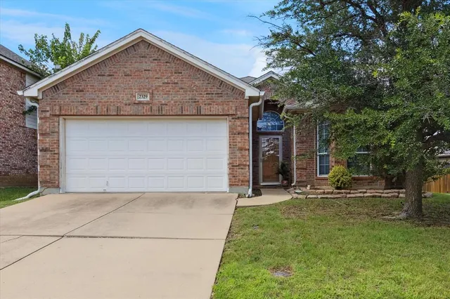 $320,000 | 2329 Moccassin Lane, Fort Worth, TX 76177