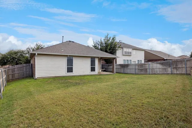 $320,000 | 2329 Moccassin Lane, Fort Worth, TX 76177