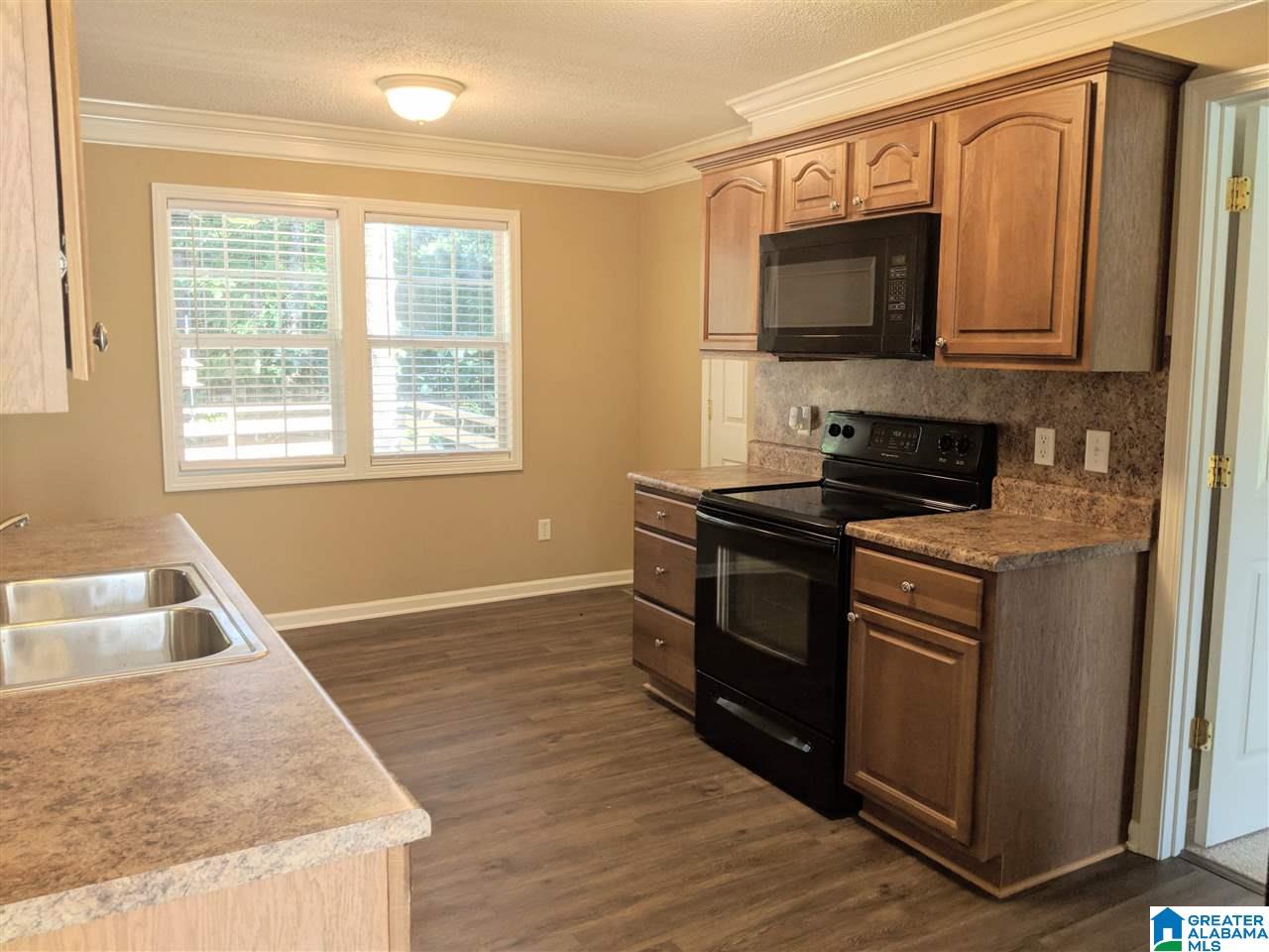 478 South Hillcrest Road Odenville, AL 35120 - Photo 4 of 26