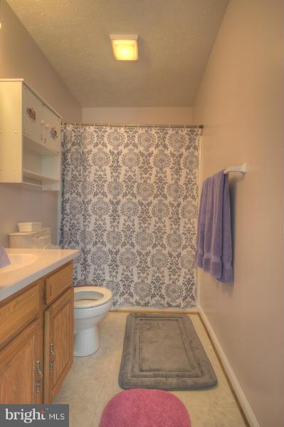 1092 Kesler Road Front Royal, VA 22630 - Photo 15 of 25 Bath