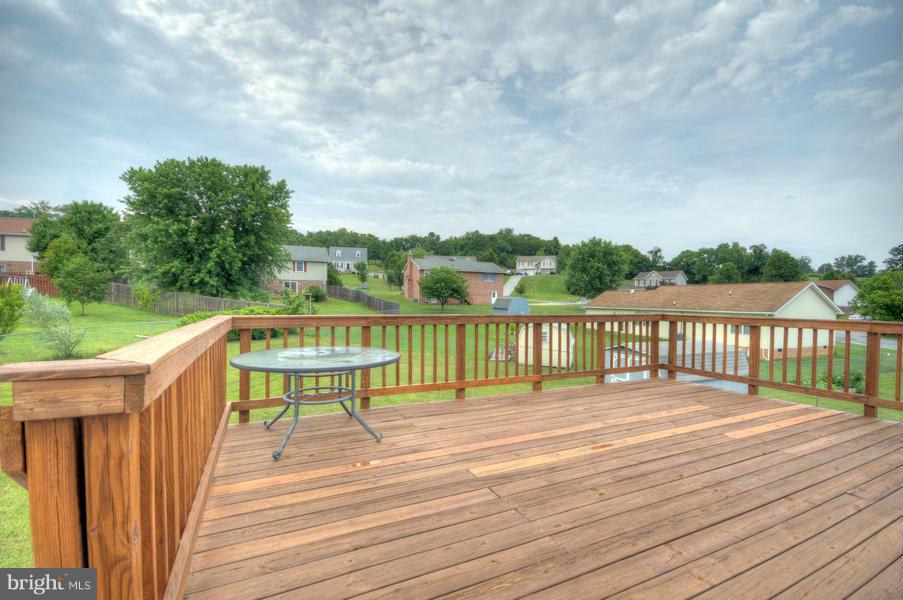 1092 Kesler Road Front Royal, VA 22630 - Photo 22 of 25 Gorgeous Large Deck