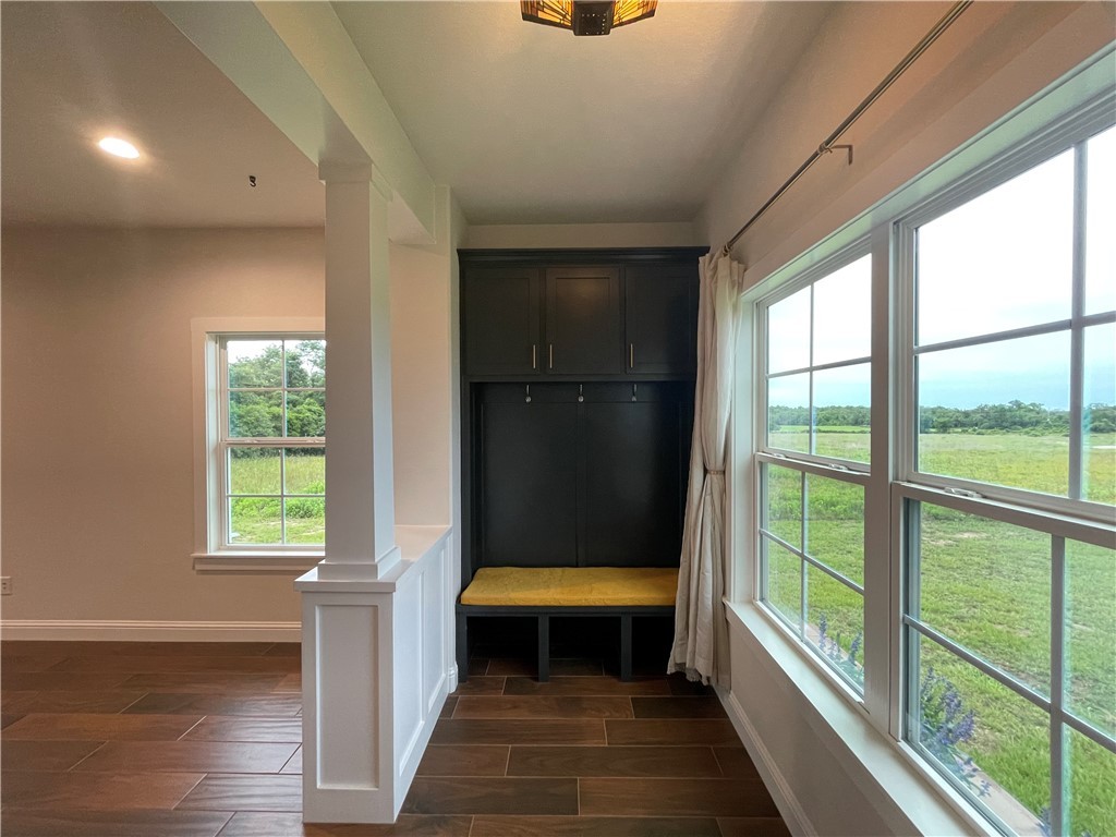 1692 Henry Prairie Road Franklin, TX 77856 - Photo 3 of 42