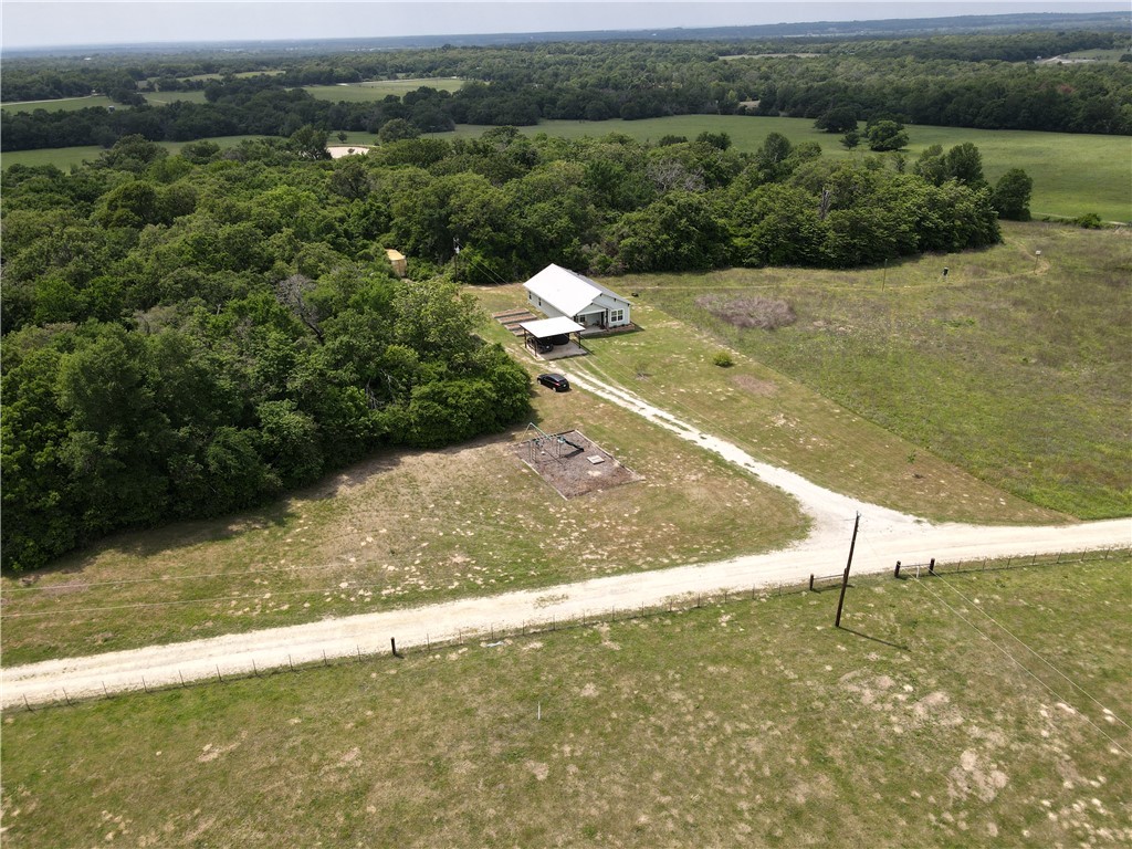 1692 Henry Prairie Road Franklin, TX 77856 - Photo 40 of 42