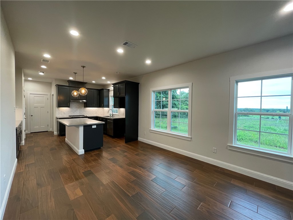 1692 Henry Prairie Road Franklin, TX 77856 - Photo 6 of 42