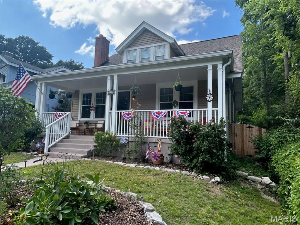 329 Stark Court Webster Groves, MO 63119 - Photo 1 of 27