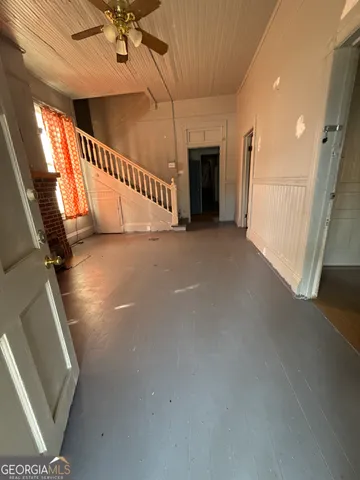 a view of an entryway