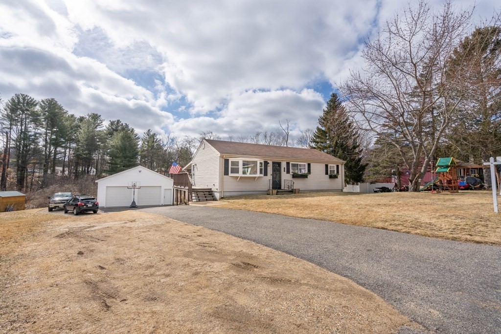 33 Old Farm Road Spencer, MA 01562 - Photo 38 of 38 Gallery Image 38