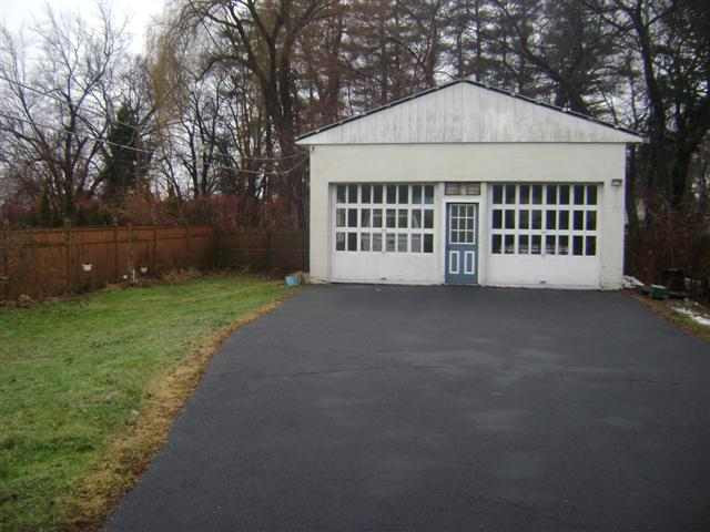 4 A Katherine Road Colonie, NY 12205 - Photo 7 of 8 Photo 7