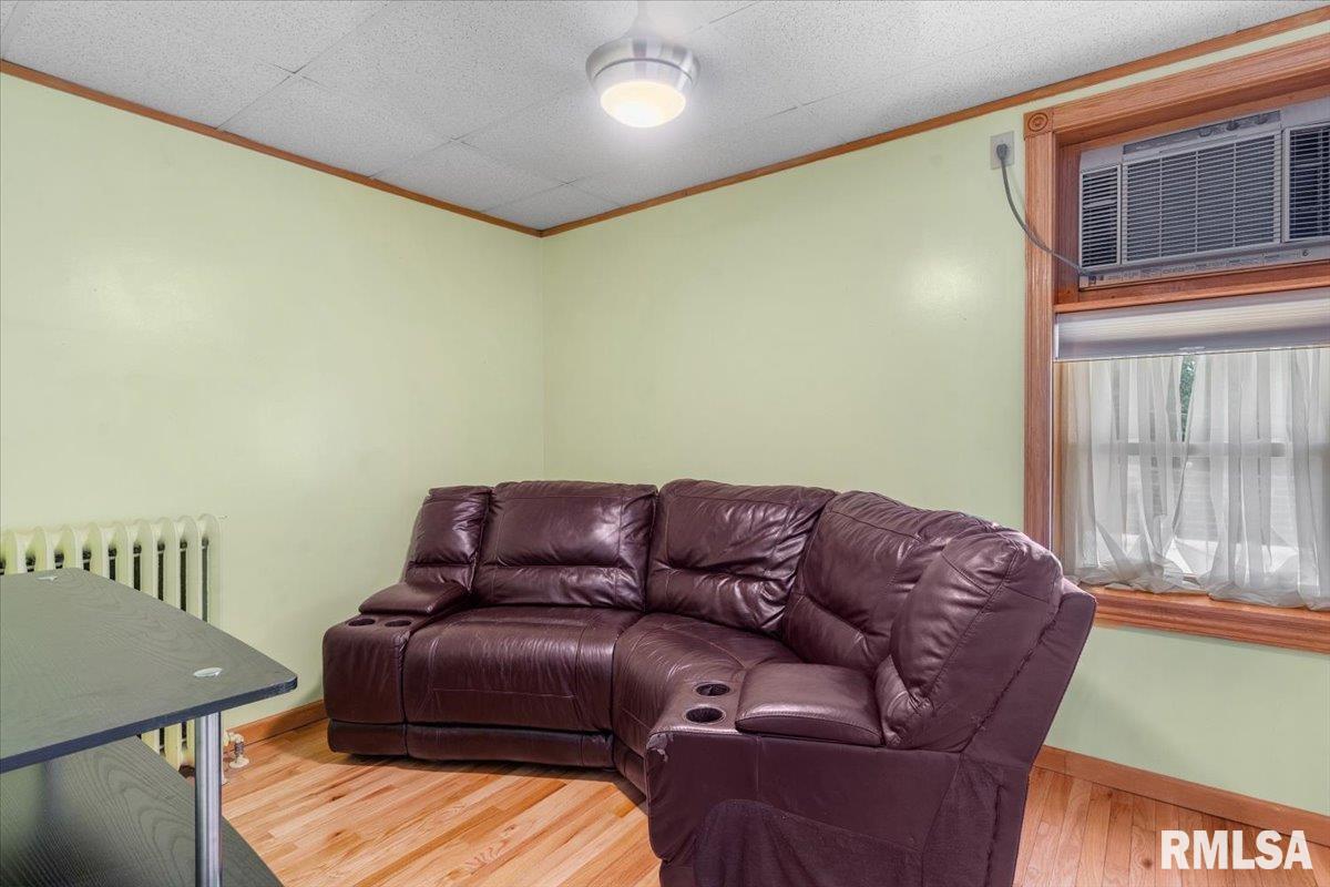 174 West Center Street Girard, IL 62640 - Photo 34 of 41