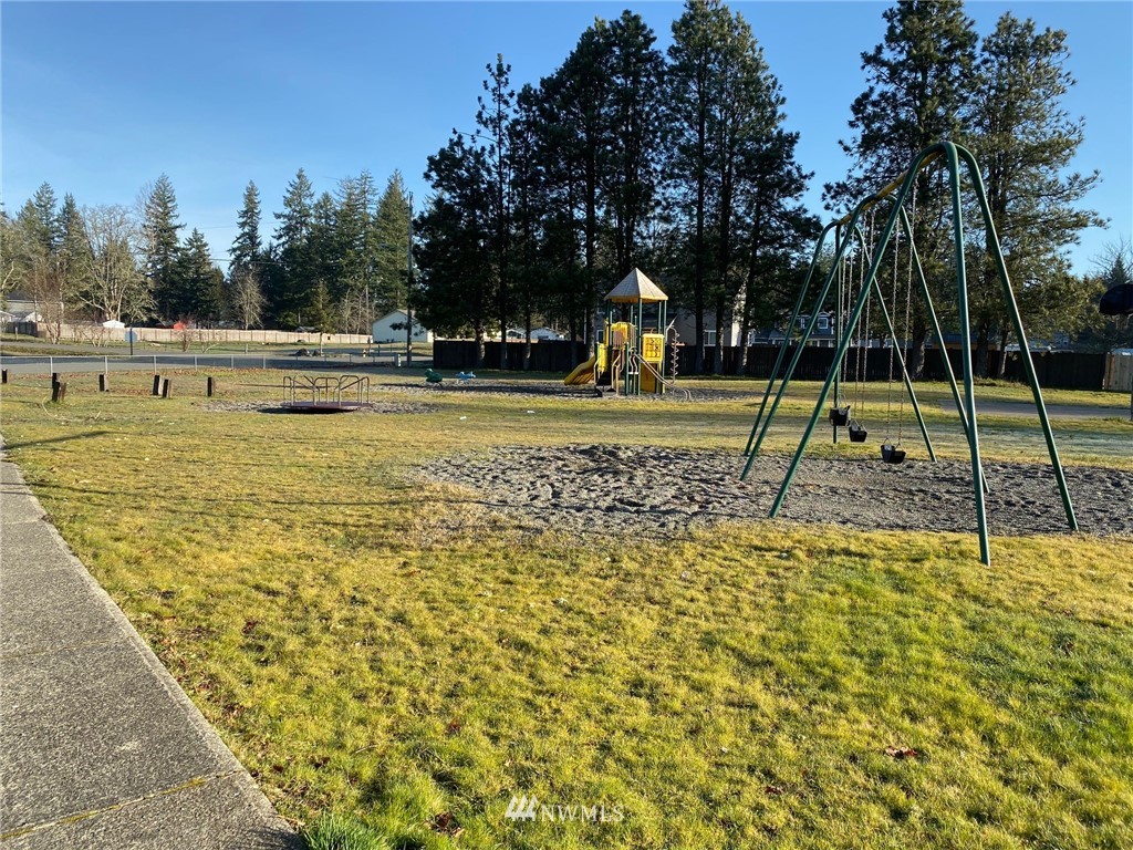 813 Tipsoo Loop South Rainier, WA 98576 - Photo 37 of 37