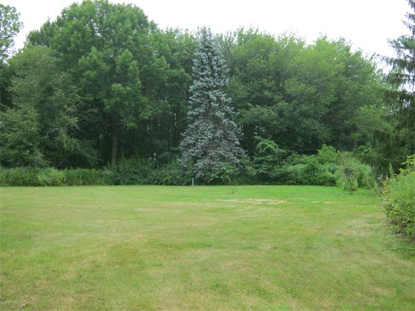 10 8 Lots Road Sutton, MA 01590 - Photo 3 of 11