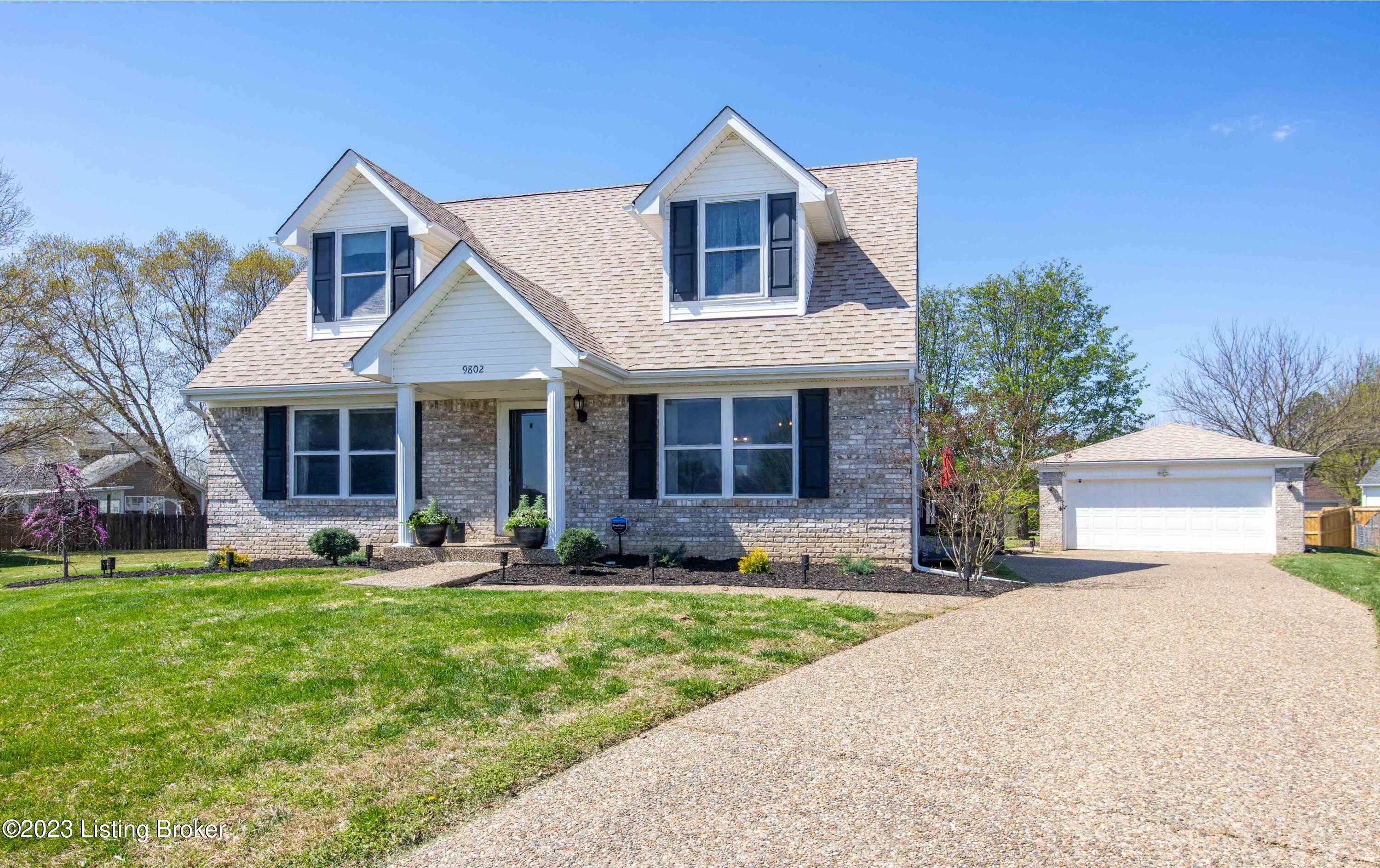 9802 Spring Pointe Court Louisville, KY 40229 - Photo 3 of 80 9802-Spring-Pointe-Ct_003