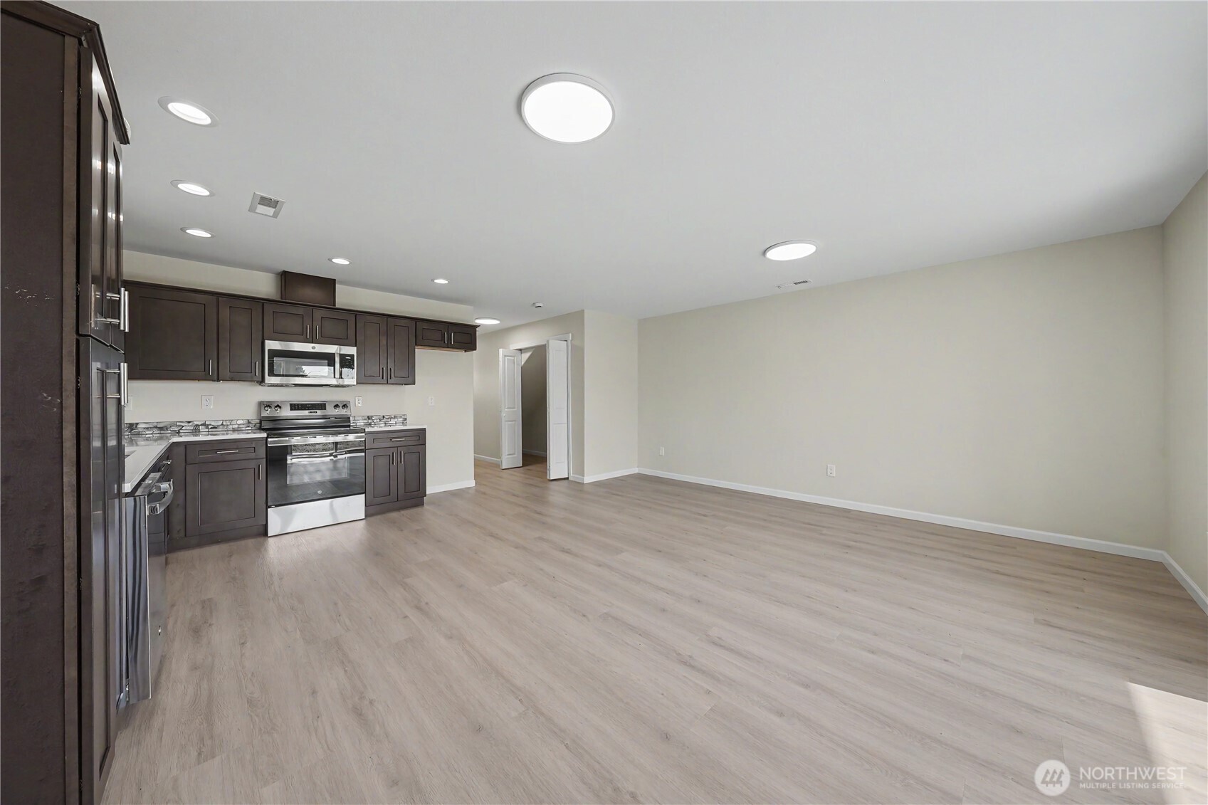 415 North 5th Avenue Connell, WA 99326 - Photo 8 of 40