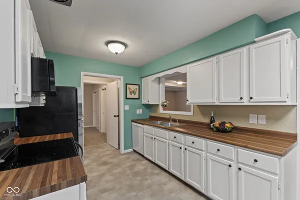 $330,000 | 2545 Franklin Street, Columbus, IN 47201