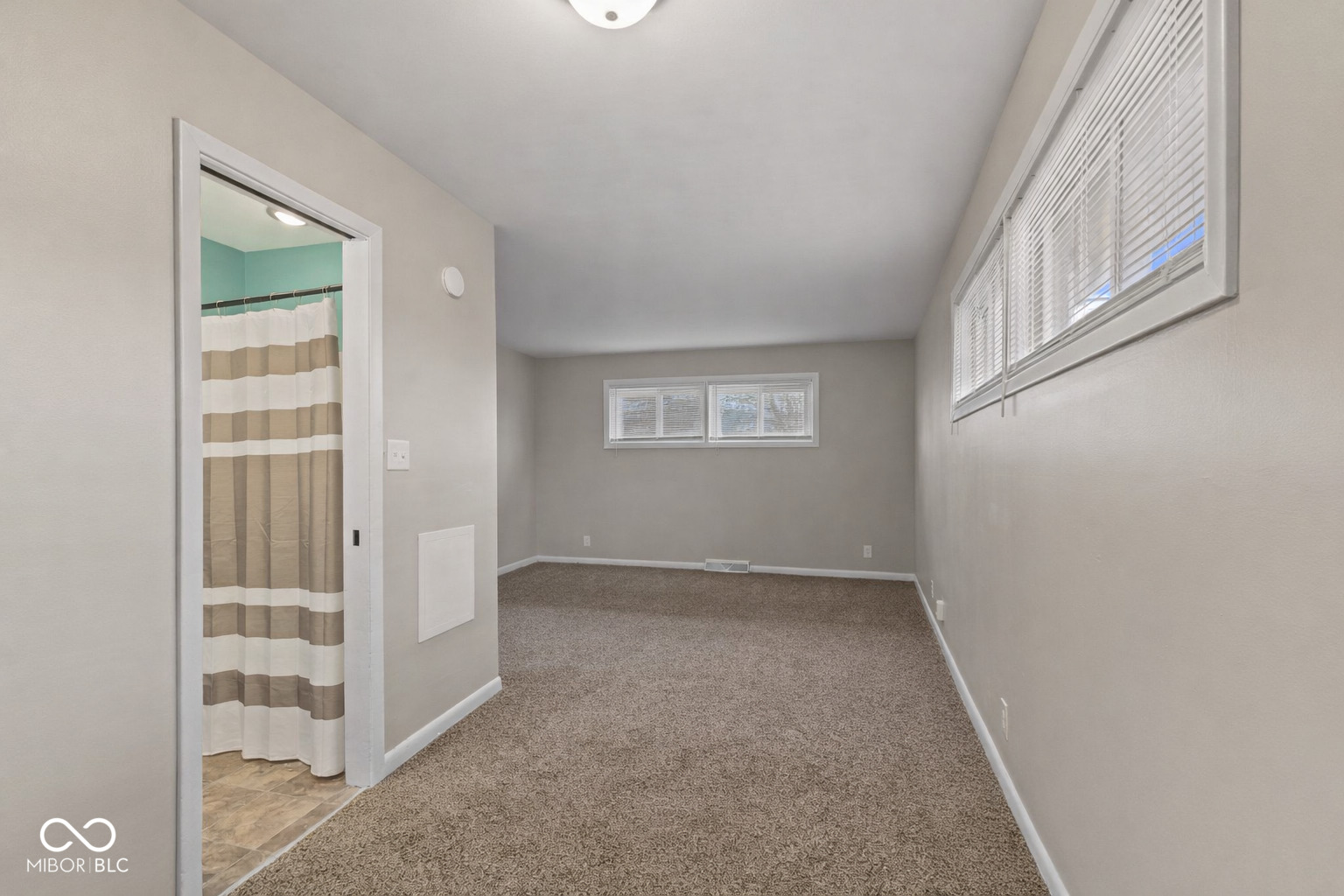 2545 Franklin Street Columbus, IN 47201 - Photo 25 of 51