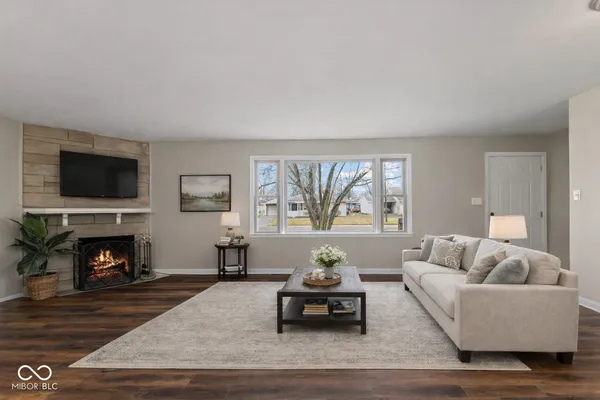 $330,000 | 2545 Franklin Street, Columbus, IN 47201